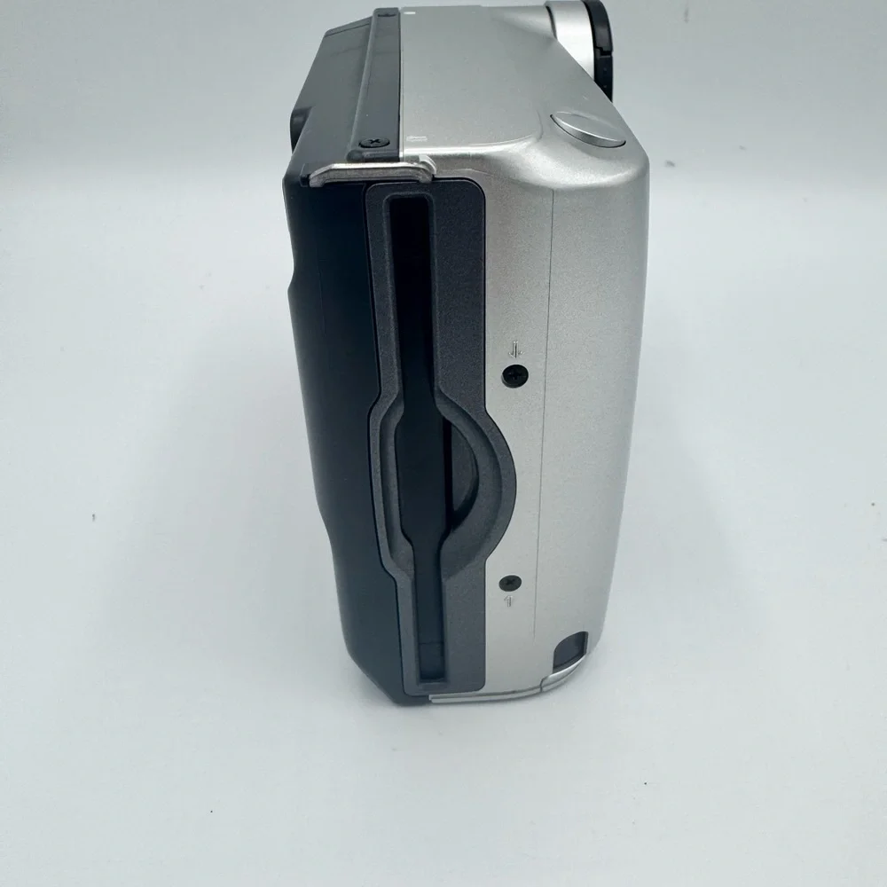 Sony Gray Digital Camera with Battery Kit